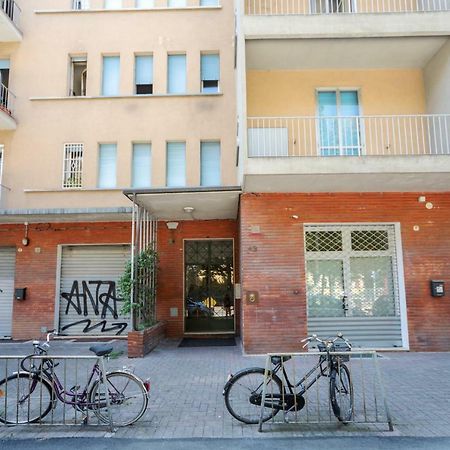 Sant'Orsola Colorful Huge Apartment Bologna Exterior photo