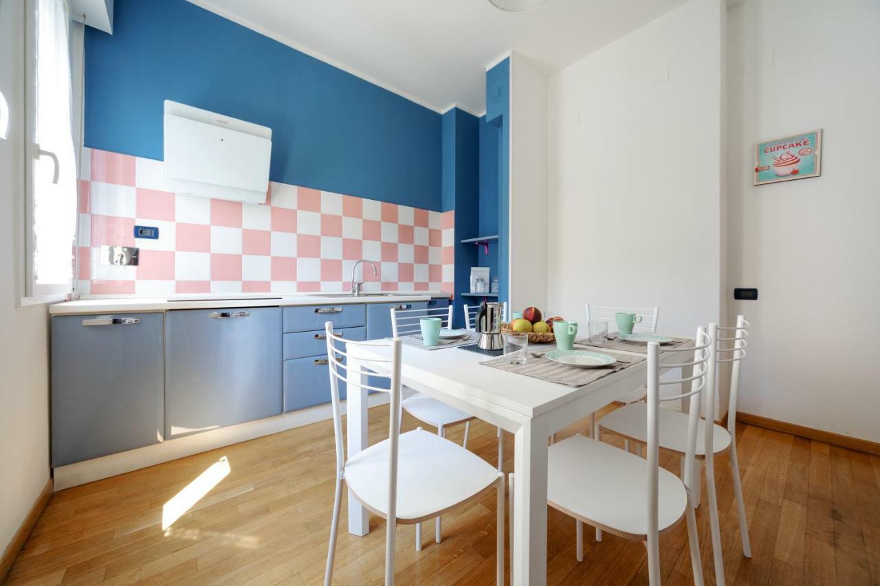 Sant'Orsola Colorful Huge Apartment Bologna Exterior photo